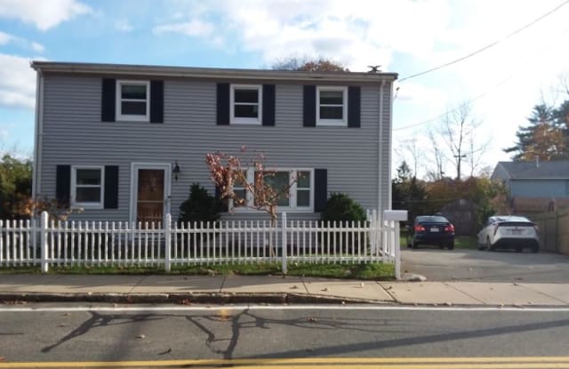 21 Elm - 21 Elm Street, Bristol County, MA 02356