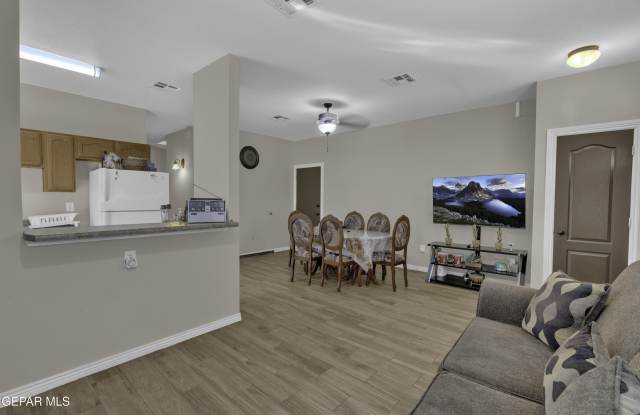 621 Maravillas Street