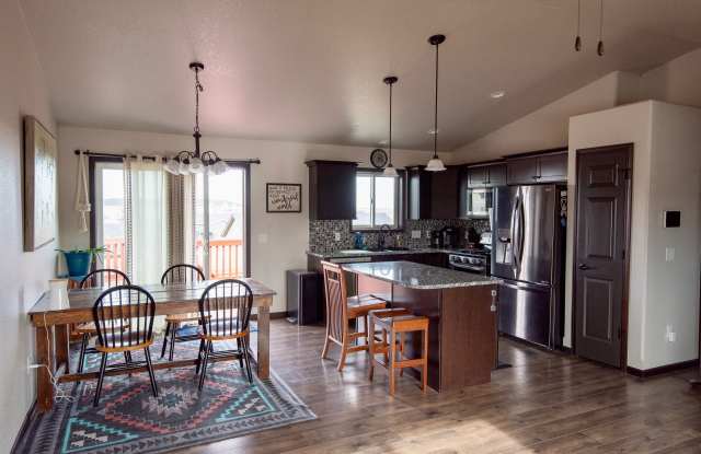 1240 Kodiak Dr