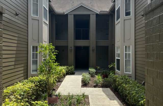 Residences at Sabal Point Spacious 2/2