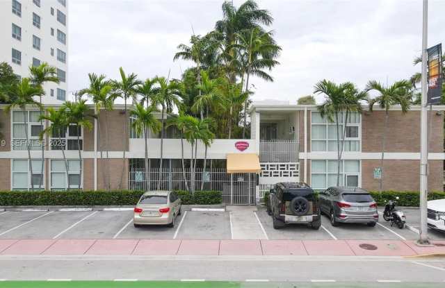 Photo of 1850 Meridian Ave