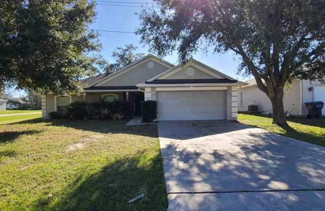 Single Family Home in Poinciana Village 7