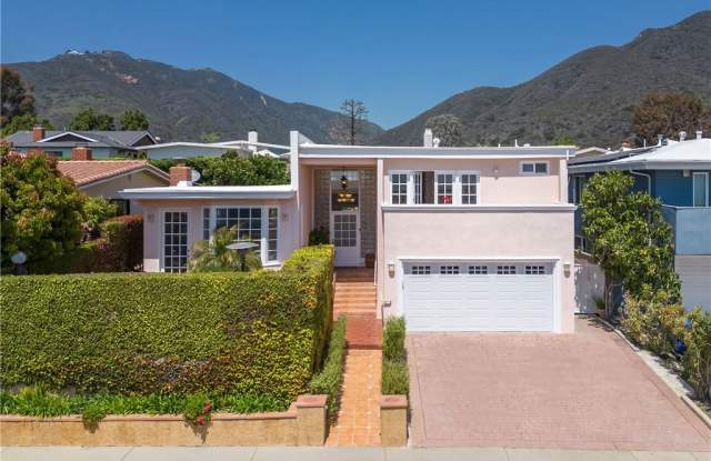 3645 Malibu Vista Drive