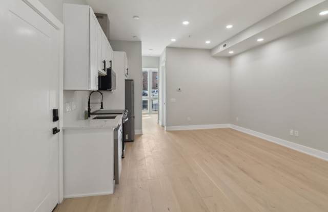 2213 M Street Northeast - 1Unit 4