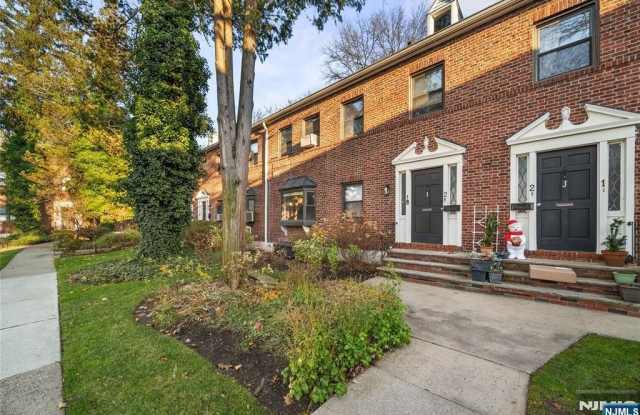 Photo of 90 Tracey Place I-1