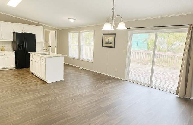 325 Washington Drive