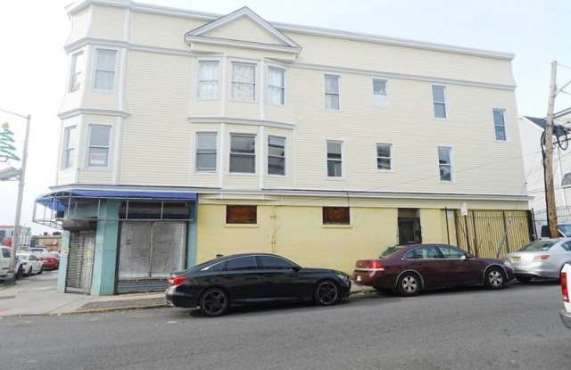 Photo of 1360 Springfield Ave