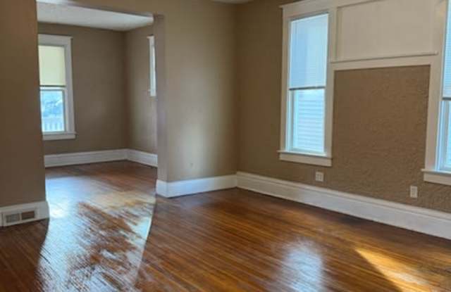 1082 West Main Street - 1