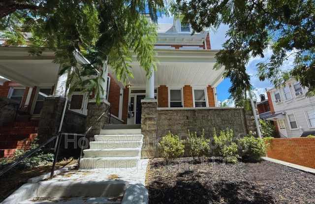 Photo of 3301 GUILFORD AVE