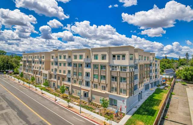 1853 Almaden Rd Apt 422