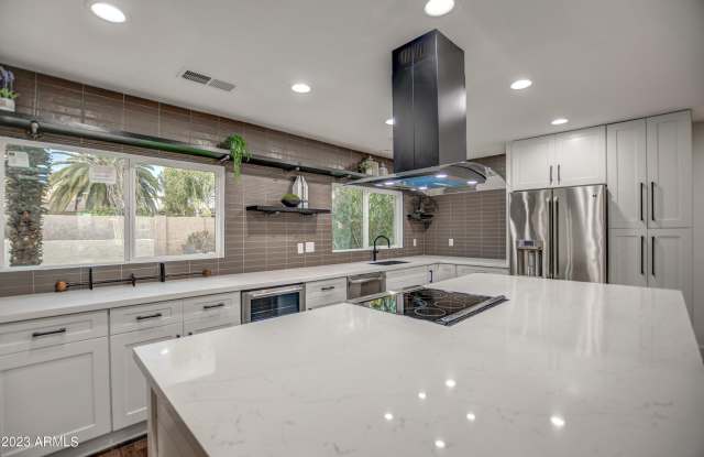 8726 E SAN BRUNO Drive