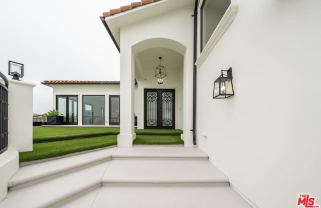4576 MARTSON Dr