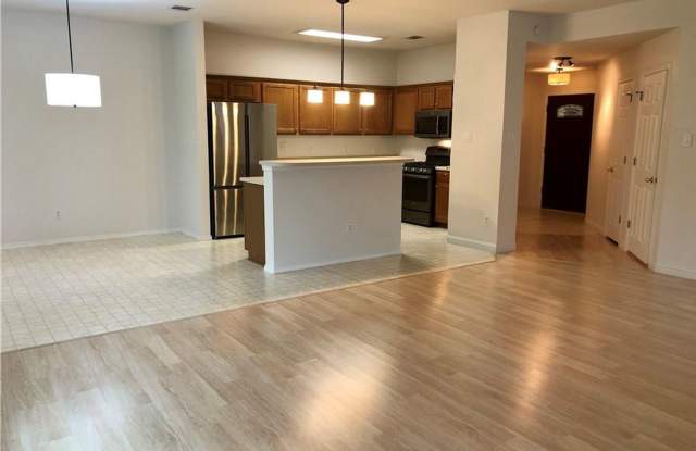 Pflugerville Living - Must See!