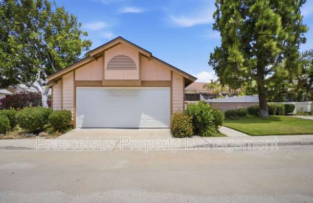 631 Hampshire Lane