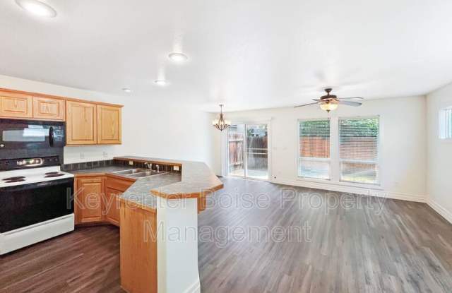 2152 S Dorothy Avenue