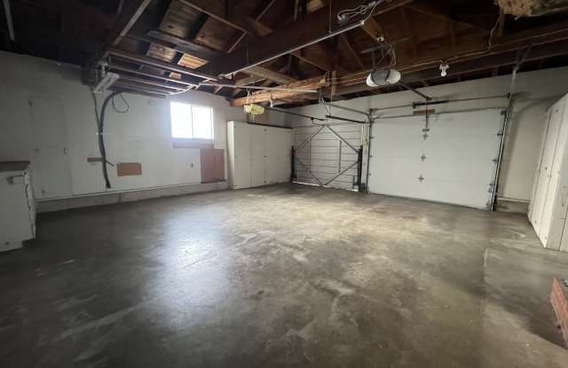 1345 Southeast Madison Street