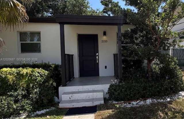 2333 SW 58th Ave