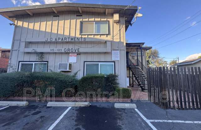 Photo of 117 E. Grove St.