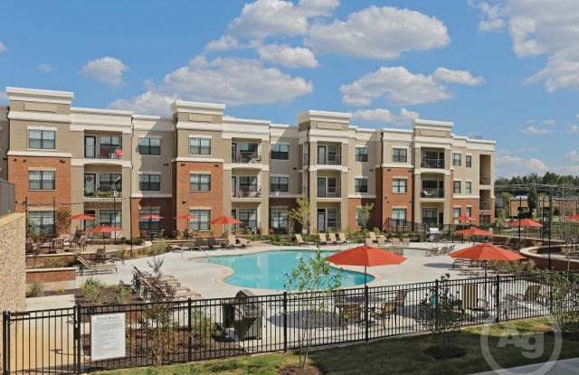 3343 Memorial Blvd Unit E11