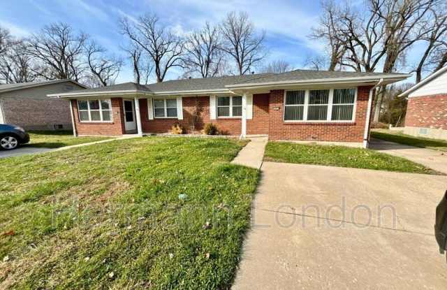 833 Cole Blvd