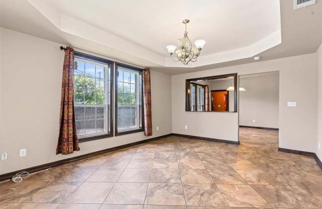 322 W Willingham Street