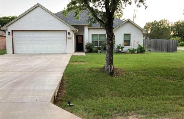 Photo of 5640 Mesa Loop