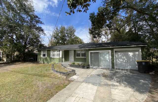 Photo of 5503 Royce Avenue