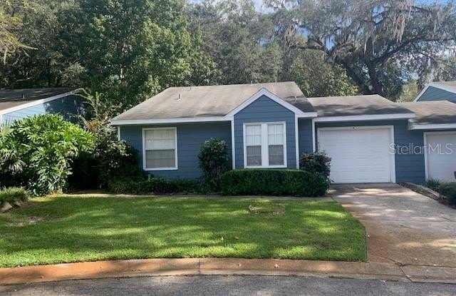 Photo of 431 NW 50TH BOULEVARD