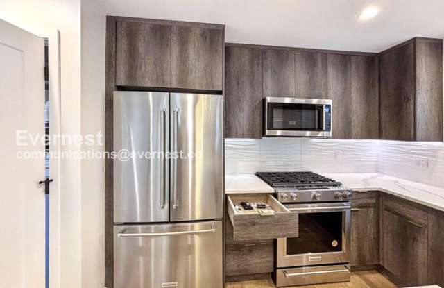 2162 South Ash Street