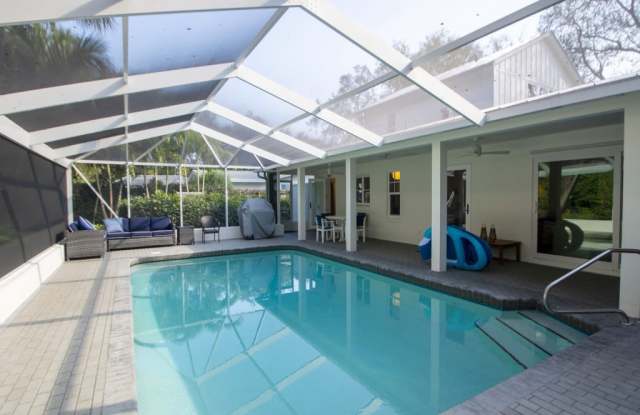 535 Honeysuckle Lane