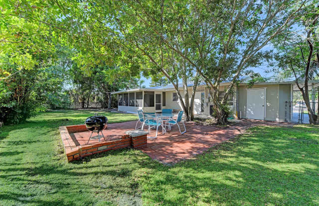 2444 Constitution Boulevard - 2444 Constitution Boulevard, Sarasota County, FL 34231