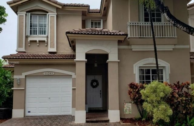 11203 NW 73rd Ter - 11203 Northwest 73rd Terrace, Doral, FL 33178