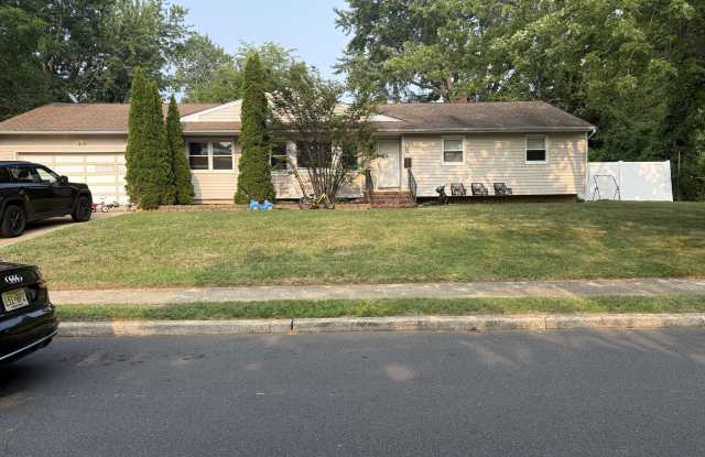 743 Shrewsbury Avenue