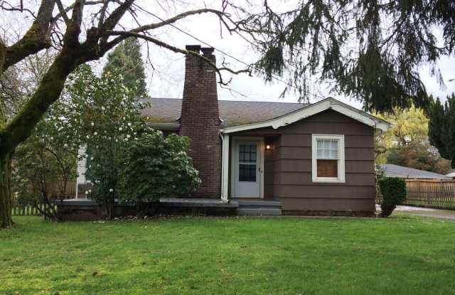 Adorable 2 Bedroom Home in SW Portland! - 3385 Southwest 87th Avenue, Beaverton, OR 97225