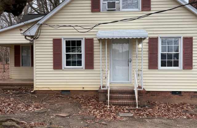 Photo of Cozy Kernersville 3BD Home with Modern Comforts – Available Now!