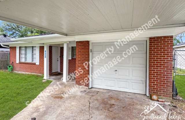 428 S 37th Street