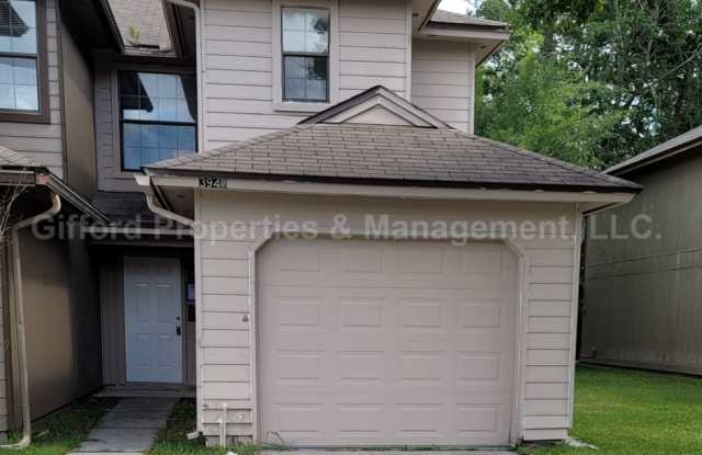 Beautiful Mandarin Townhome w/ Two Primary Suites!