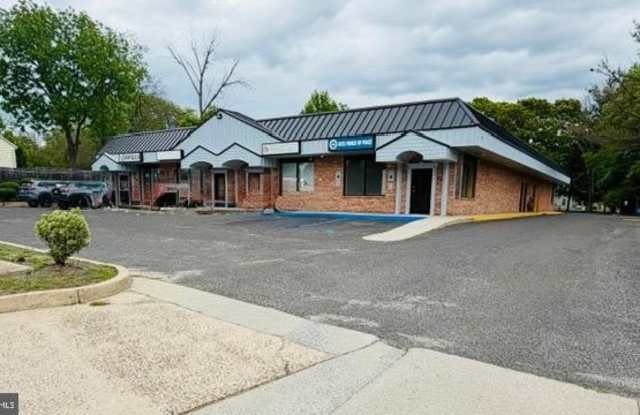 113 WHITE HORSE Road W