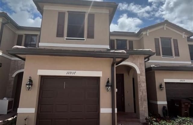 10937 W 33rd Ct - 10937 West 33rd Court, Hialeah, FL 33018