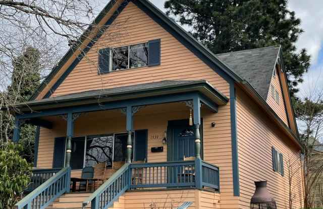 August Pre-lease - 5bd/2ba