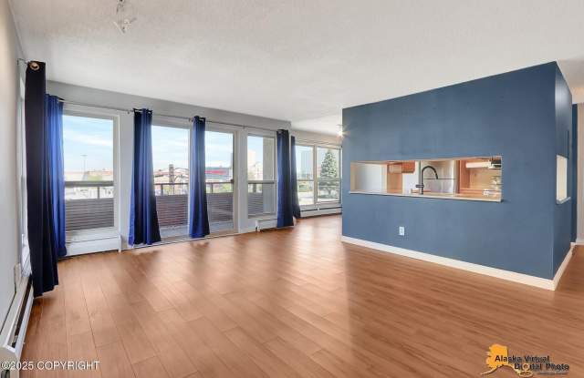 Photo of 221 E 7th Avenue