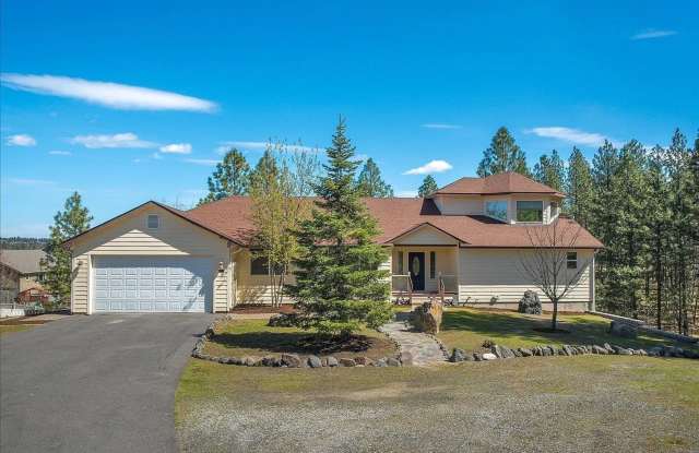 Private 2.5-Acre Country Retreat — Minutes from Downtown Spokane