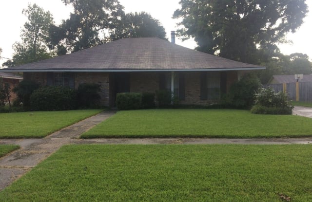 5148 Floynell Dr. - 5148 Floynell Drive, Inniswold, LA 70809