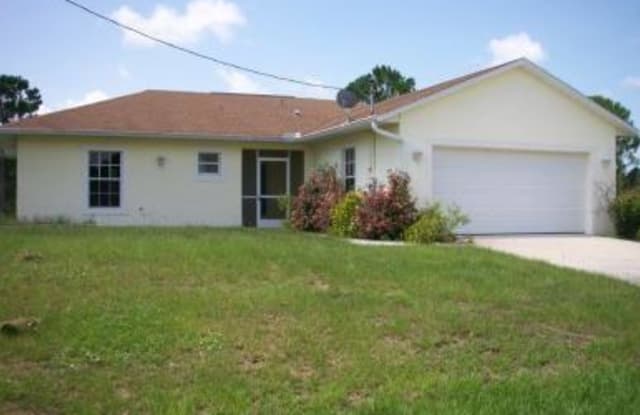 1114 Pisa ST E - 1114 Pisa St E, Lehigh Acres, FL 33974