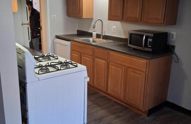 2305 FREETOWN Court unit: 2B