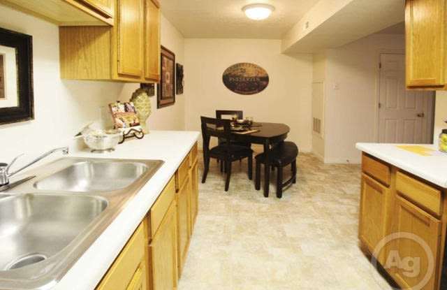 9300 S Redwood Rd Unit C31