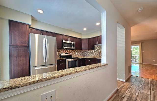 7664 NORTHERN OAKS Court