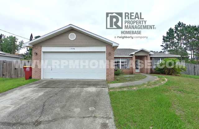 Charming Pet-Friendly Home with Fresh Updates in South Crestview