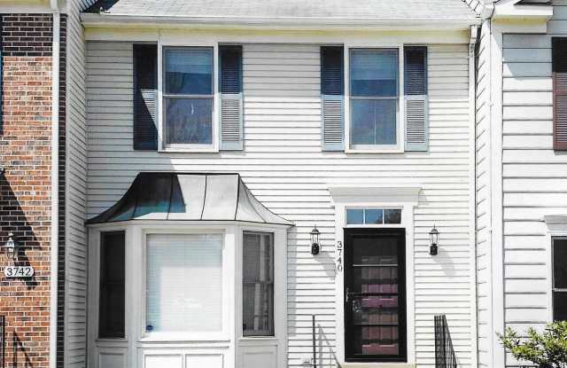 3740 FARMLAND Drive