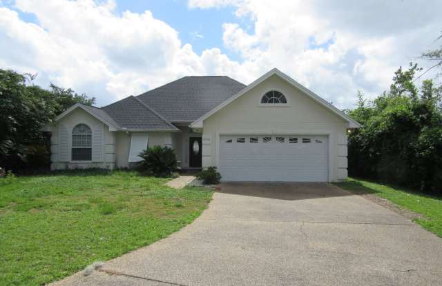 2516 Country Club DR.